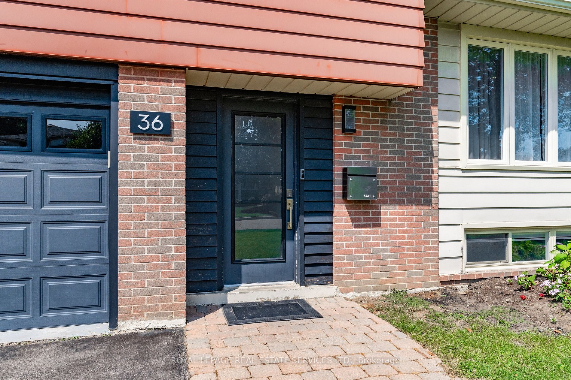 36 Erindale Cres