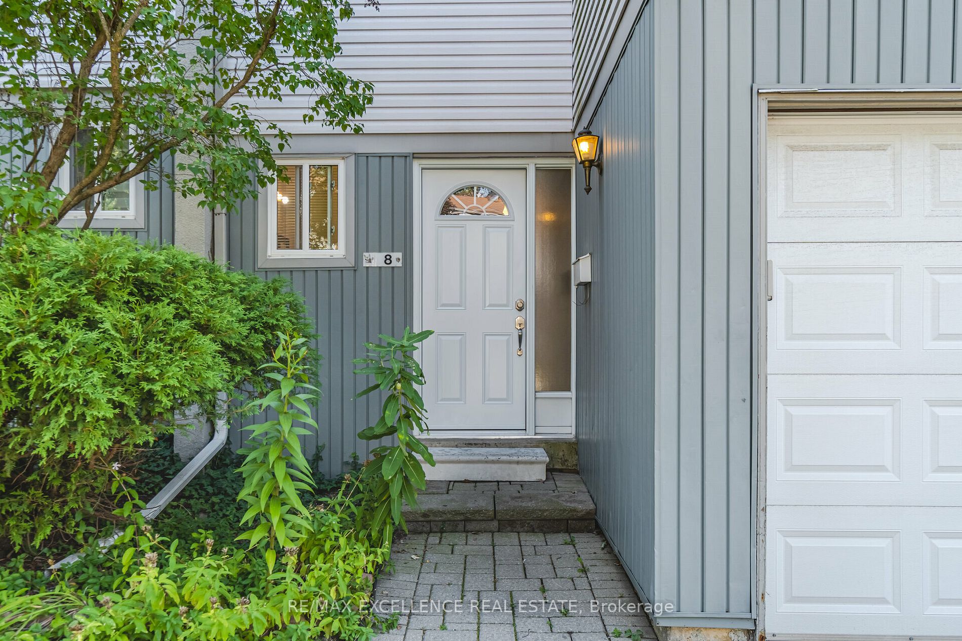 121 Falconer Dr, #8