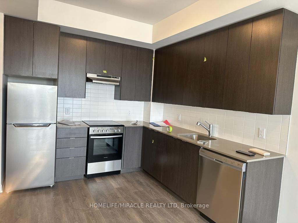 62 Sky Harbour Dr, #209