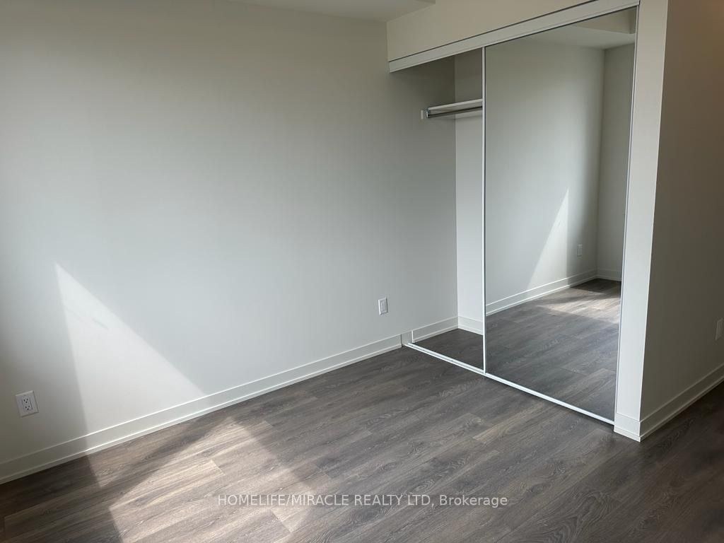 62 Sky Harbour Dr, #209