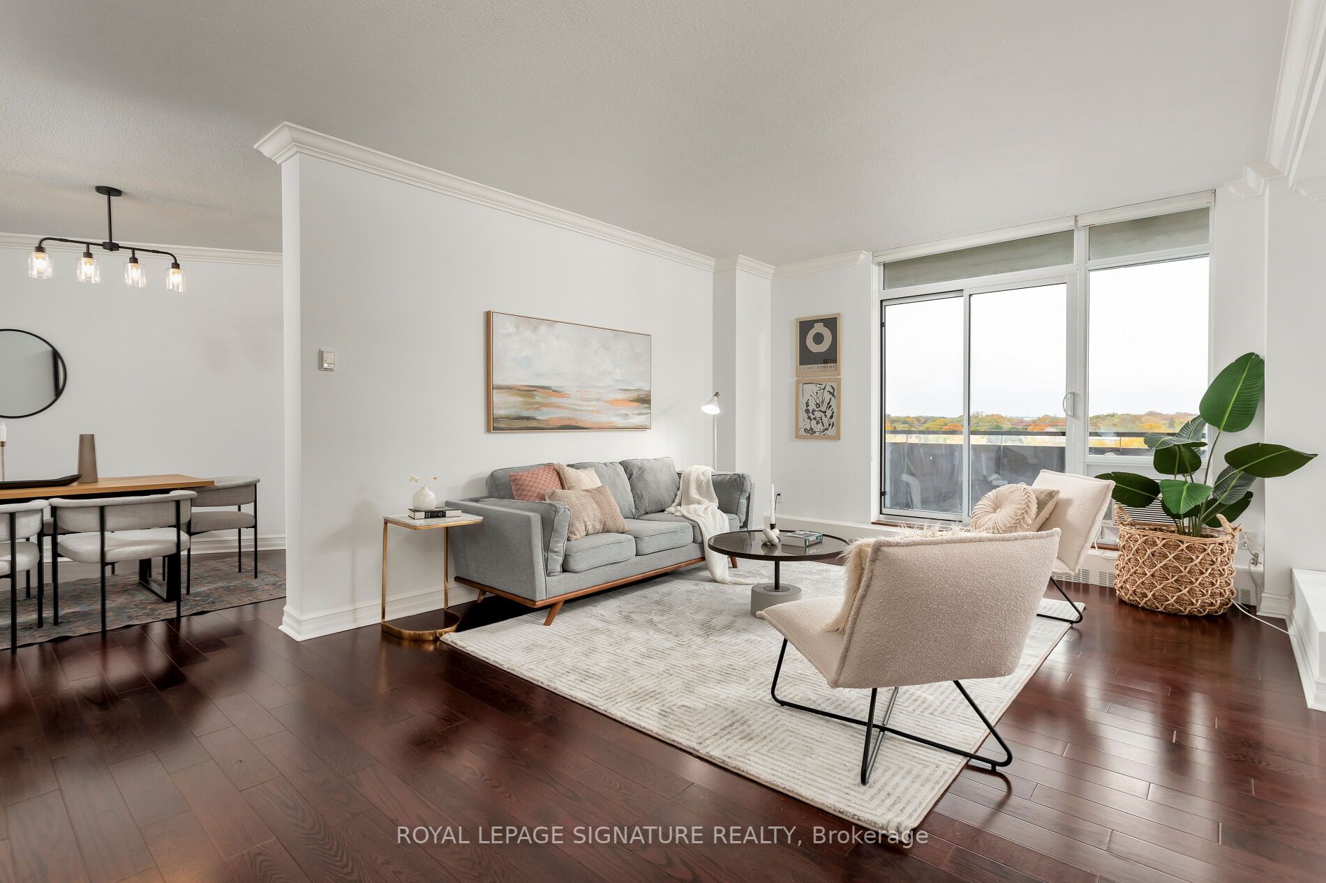 5250 Lakeshore Road, #607