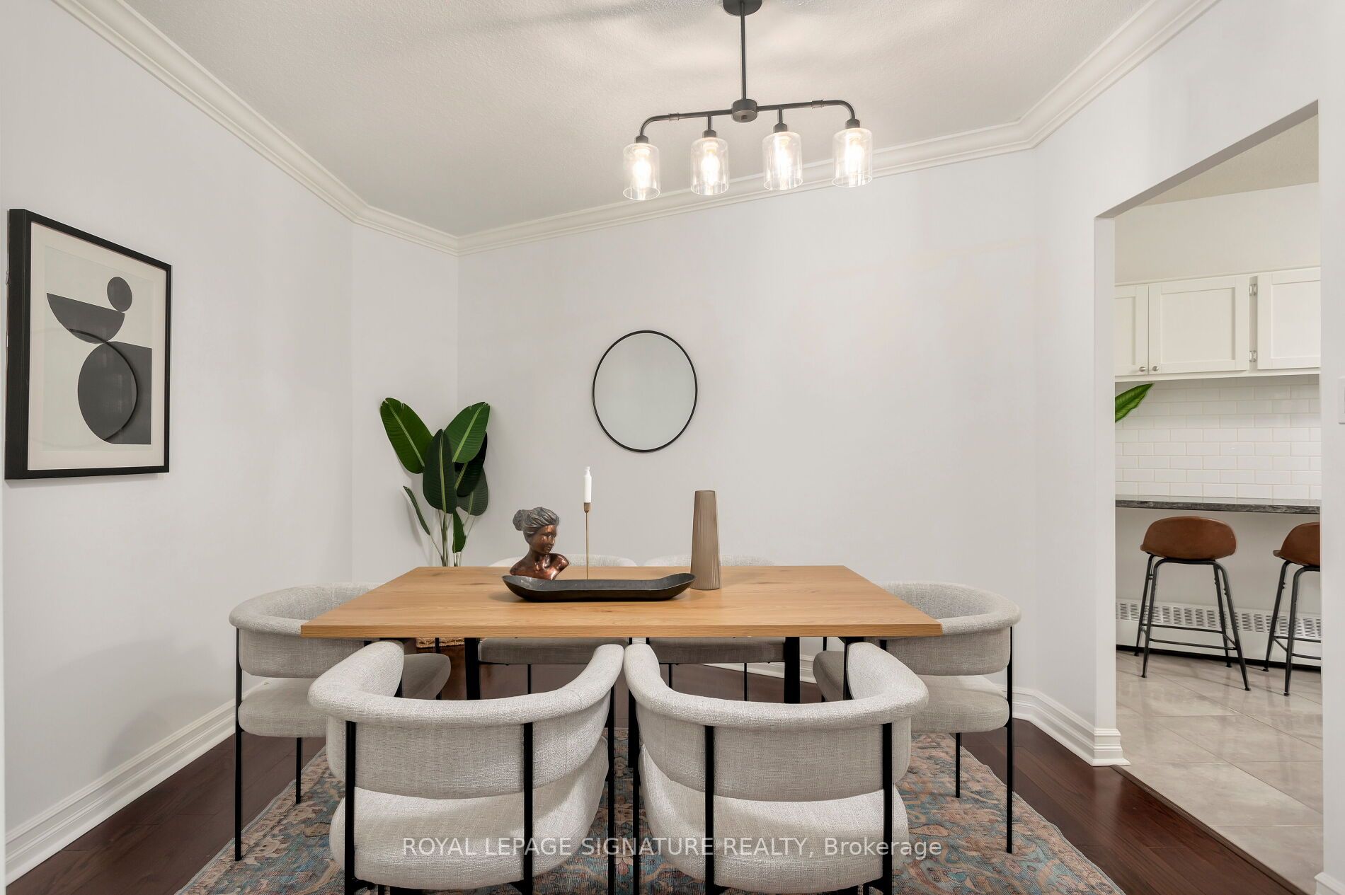 5250 Lakeshore Road, #607