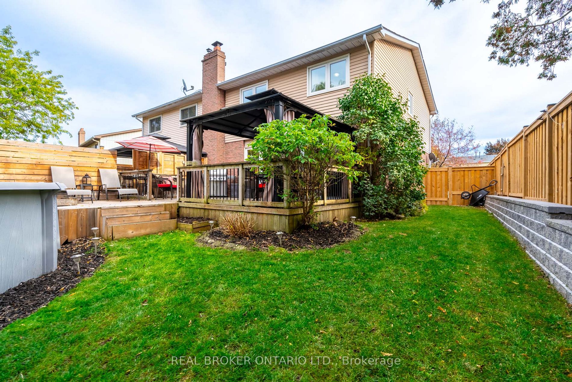 3111 Autumn Hill Crescent