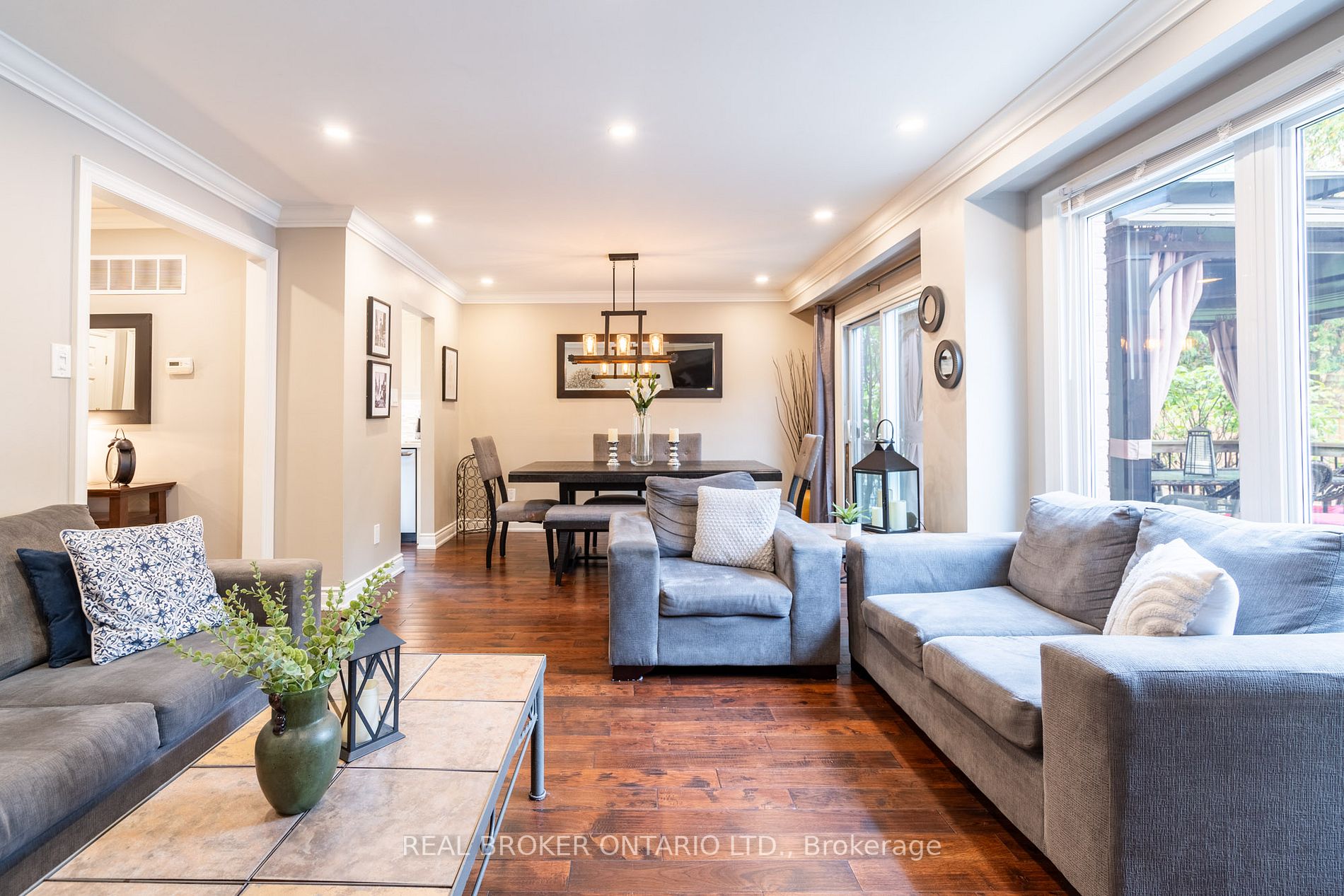 3111 Autumn Hill Crescent