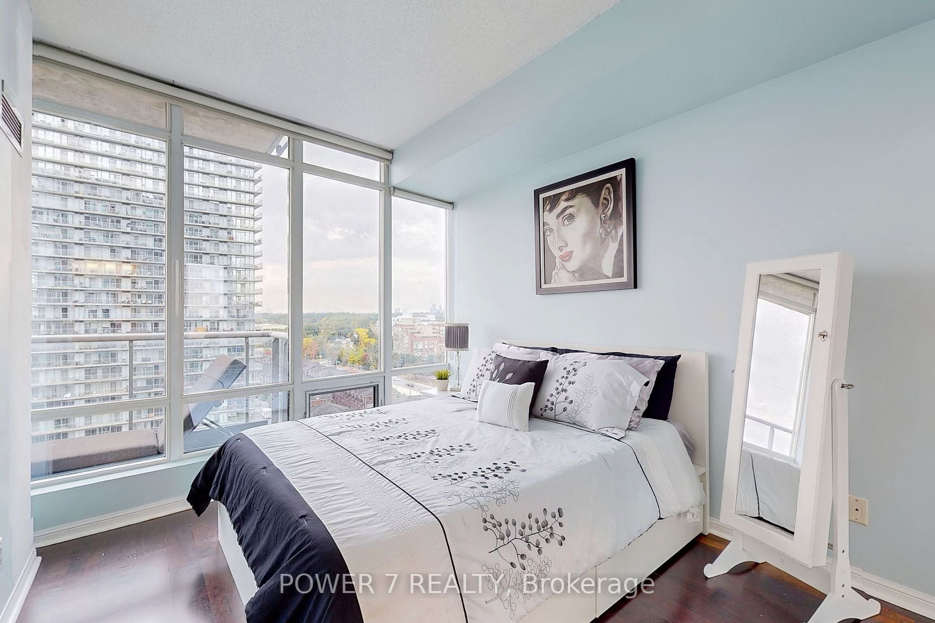 15 Windermere Ave, #1201
