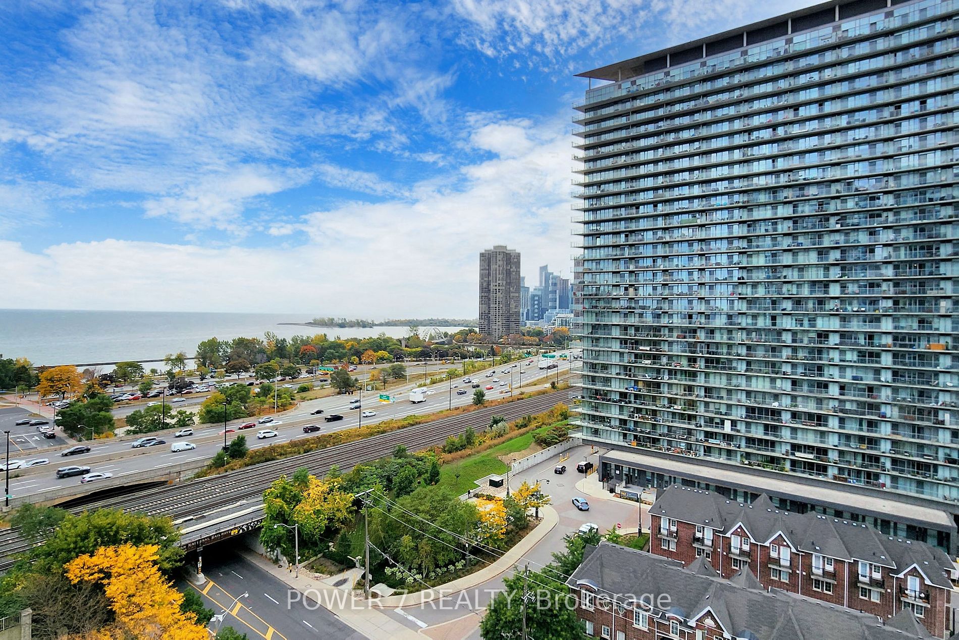 15 Windermere Ave, #1201
