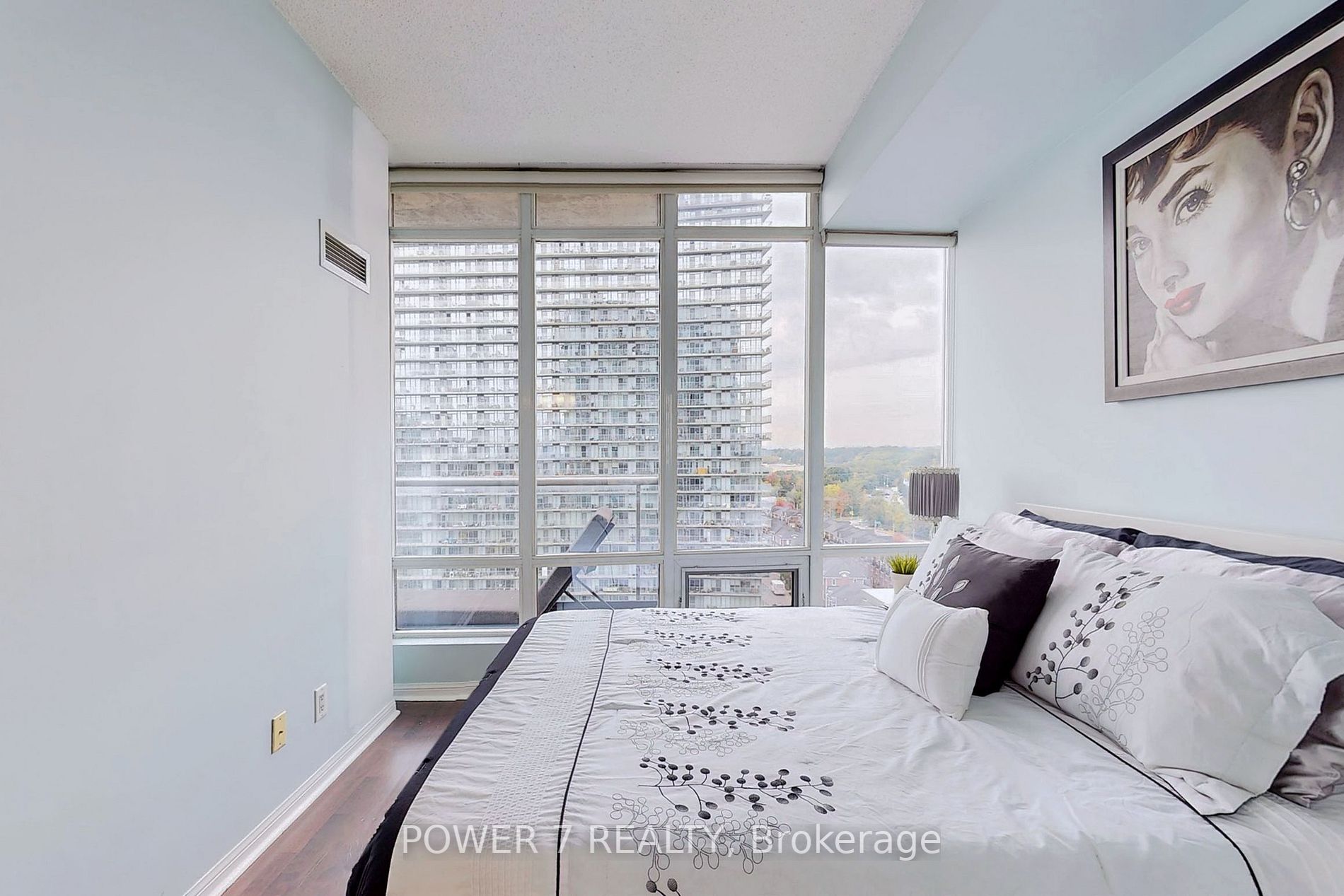 15 Windermere Ave, #1201