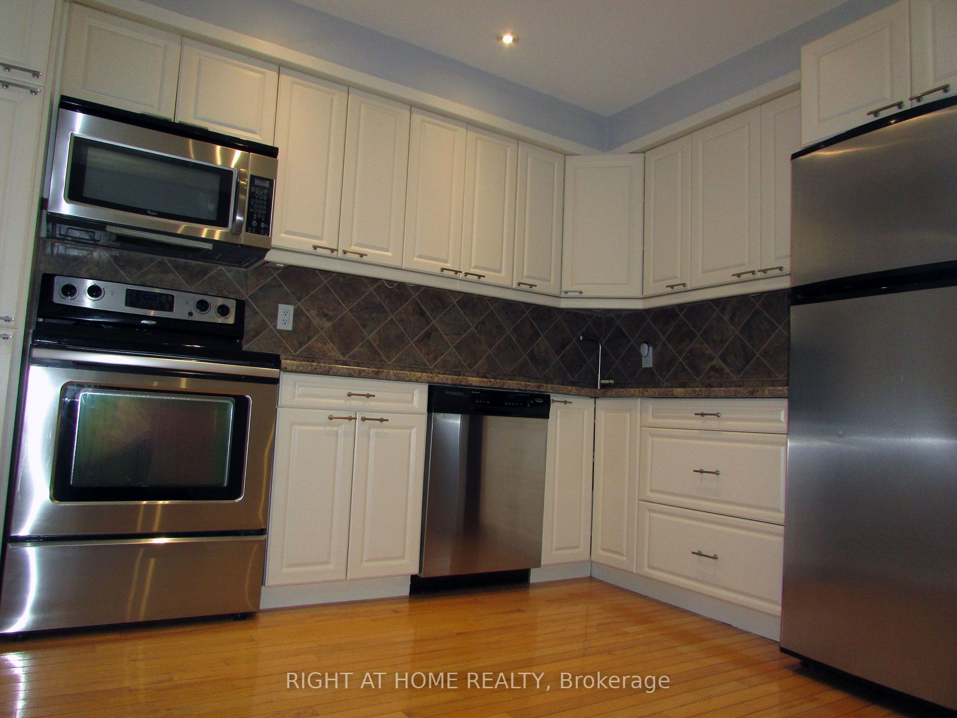 661 Childs Dr, #68