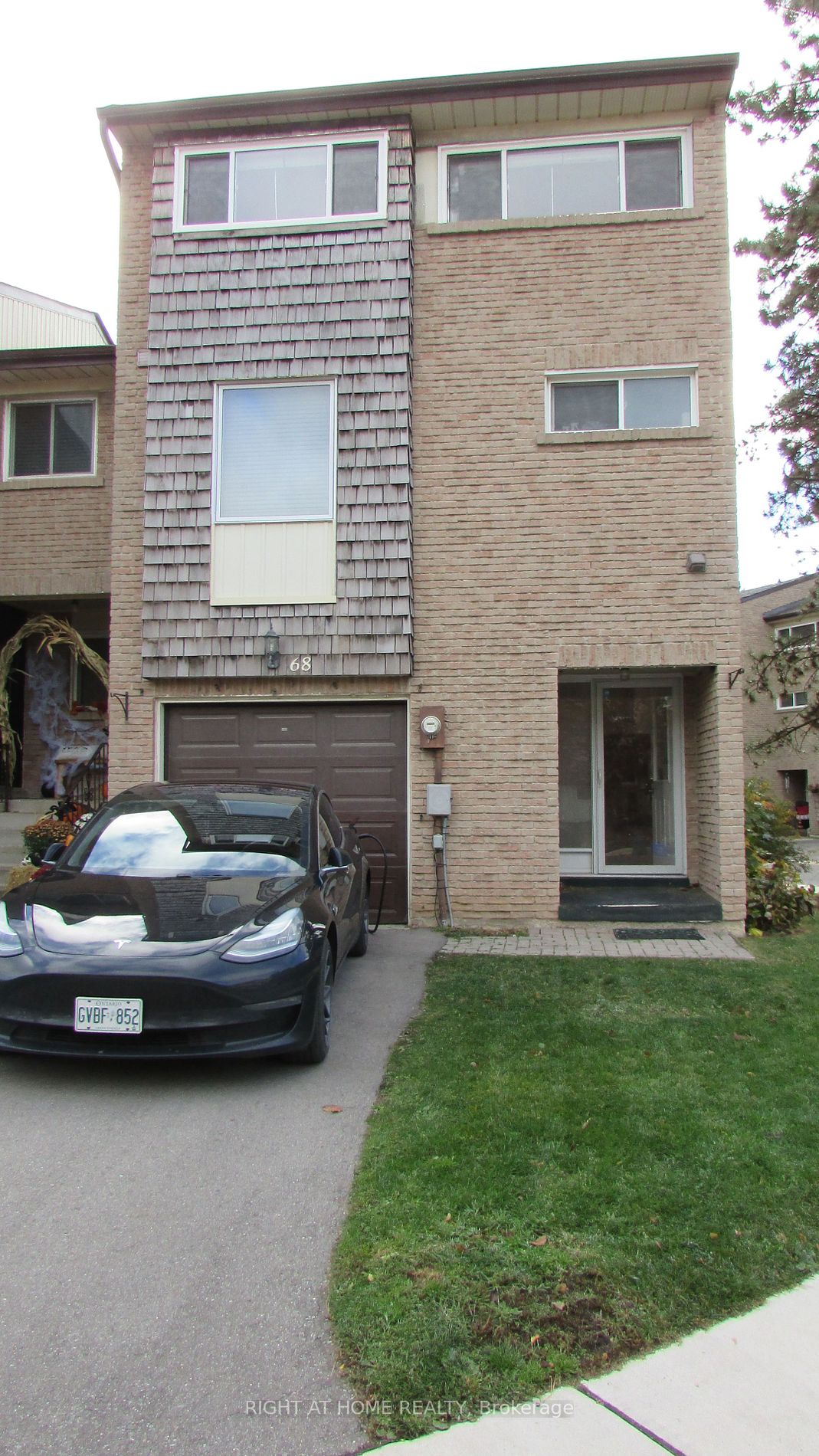 661 Childs Dr, #68