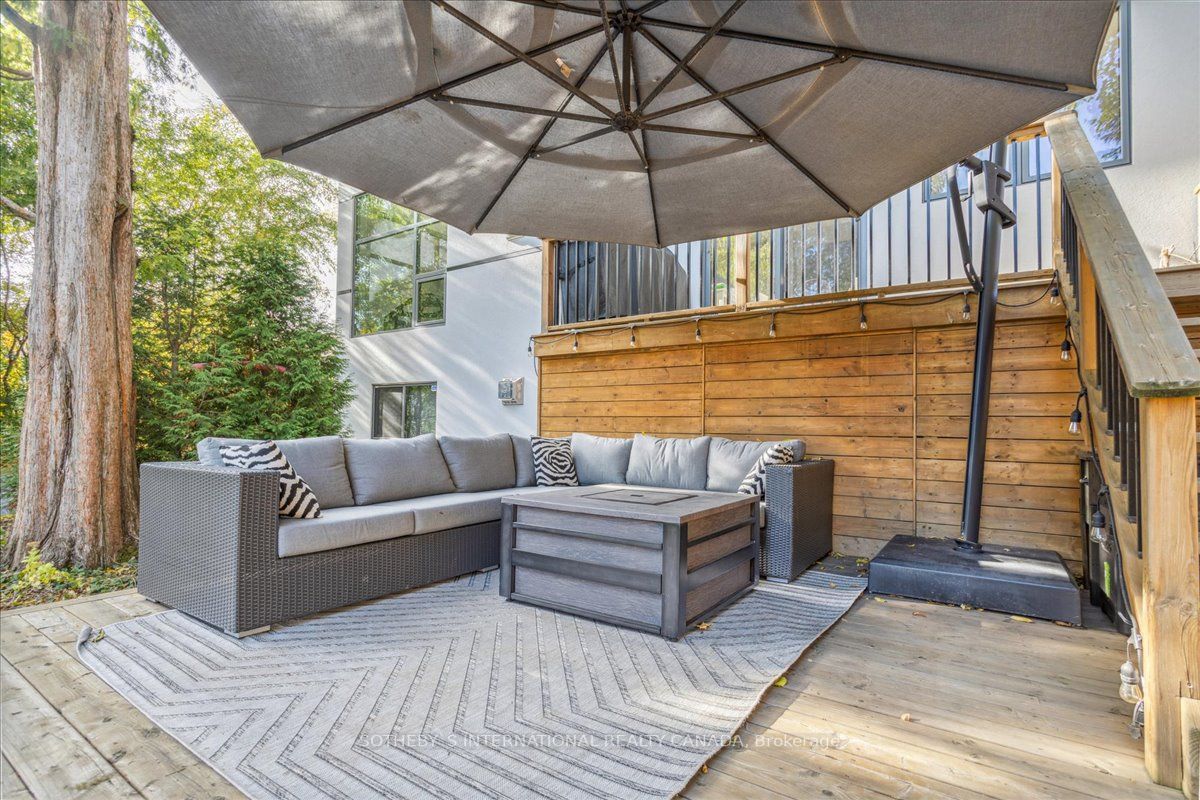 458 Jeanette Dr