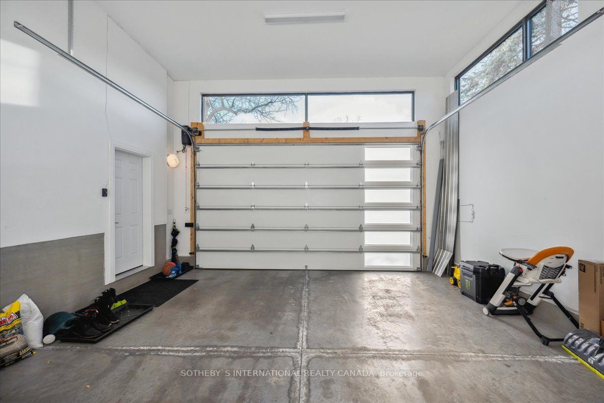 458 Jeanette Dr