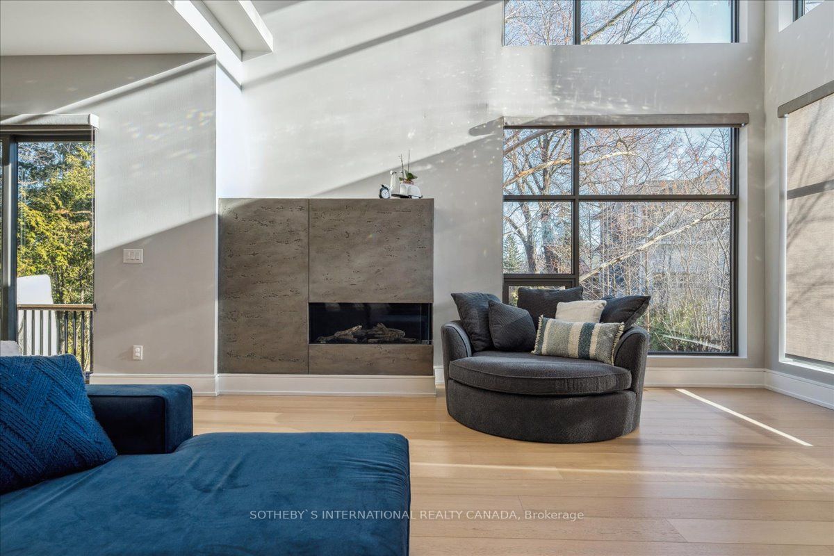 458 Jeanette Dr