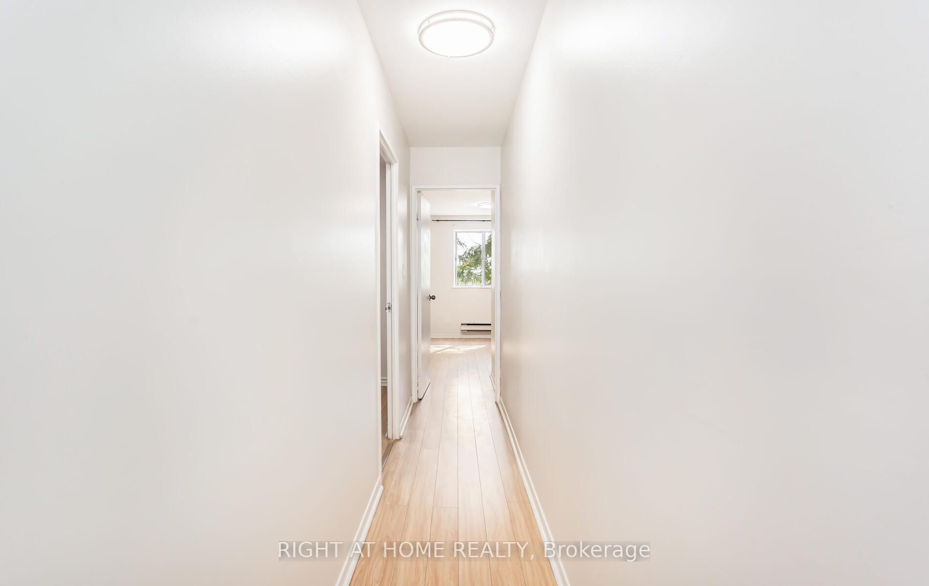 3025 The Credit Woodlands Drive, #208