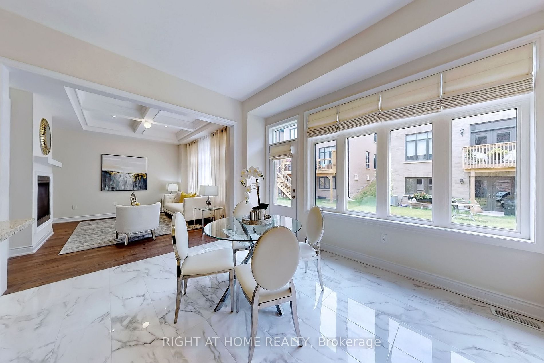 1316 Queens Plate Rd