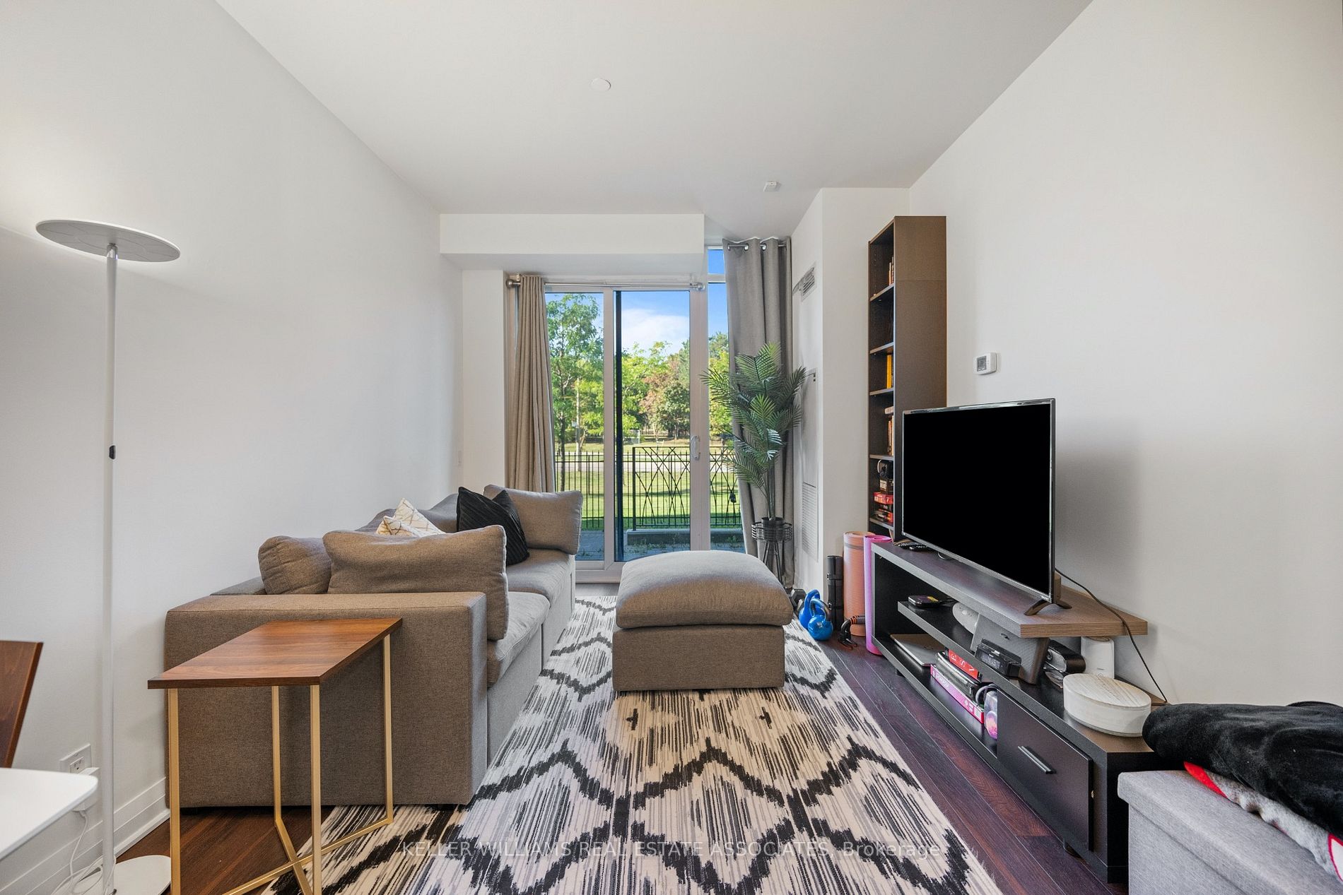 1 Valhalla Inn Rd, #107