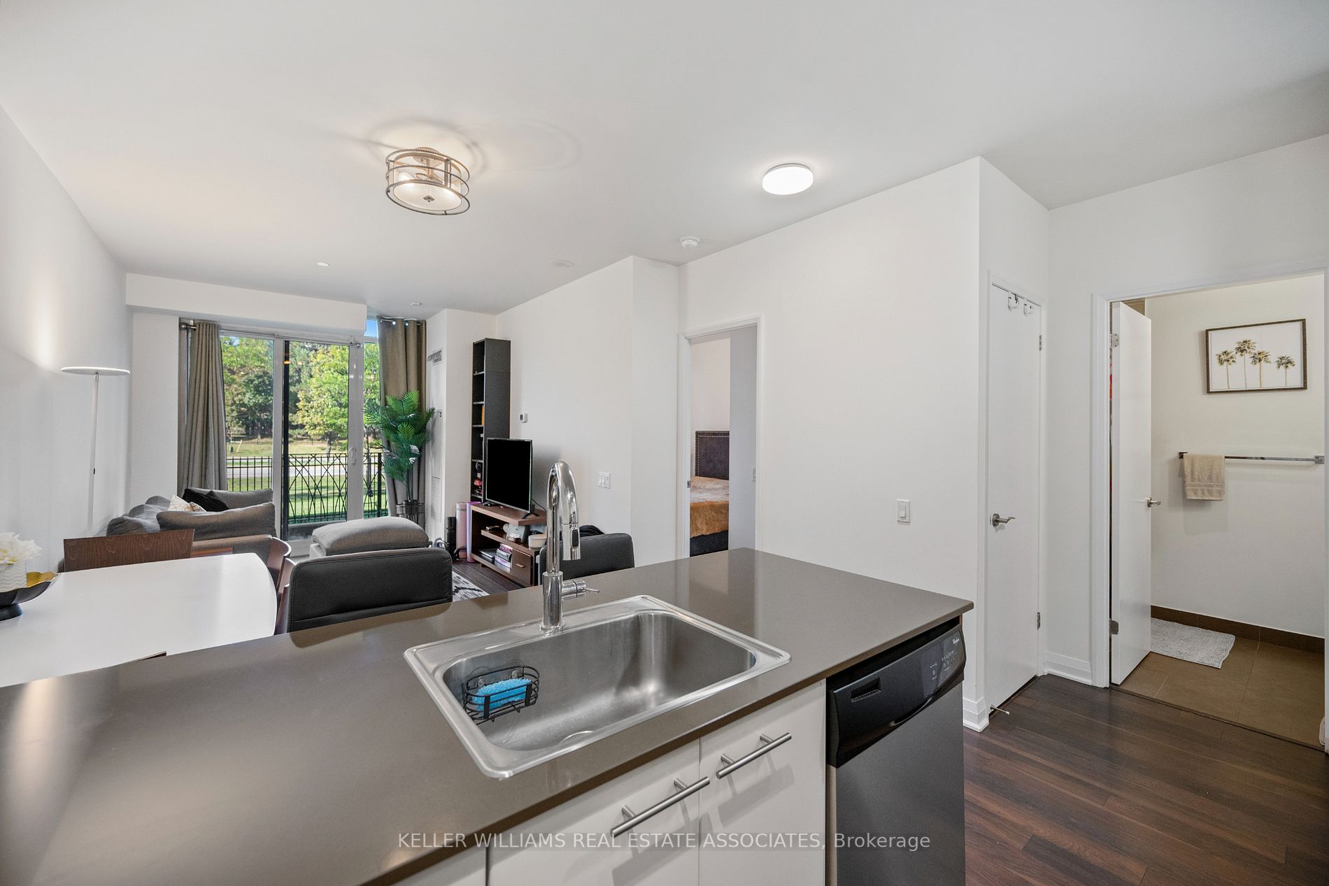 1 Valhalla Inn Rd, #107