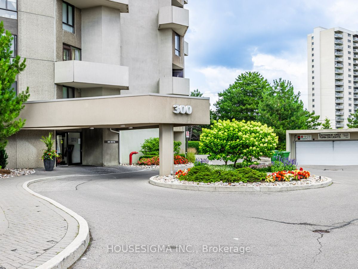 300 Mill Rd, #Ph40