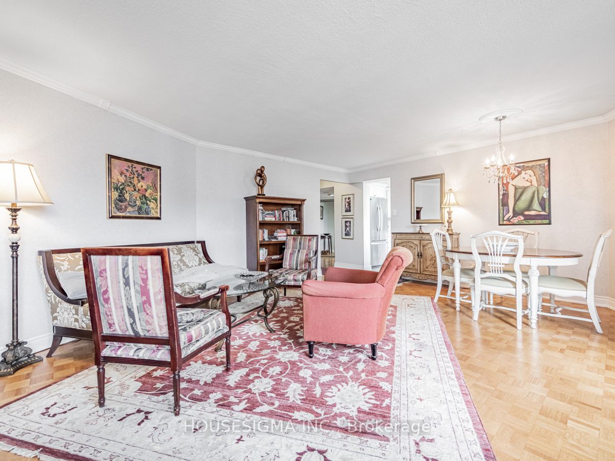 300 Mill Rd, #Ph40