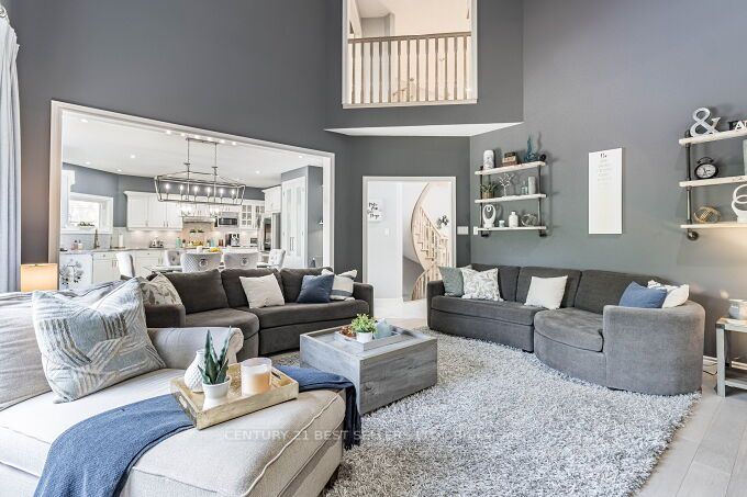 43 Gooderham Dr