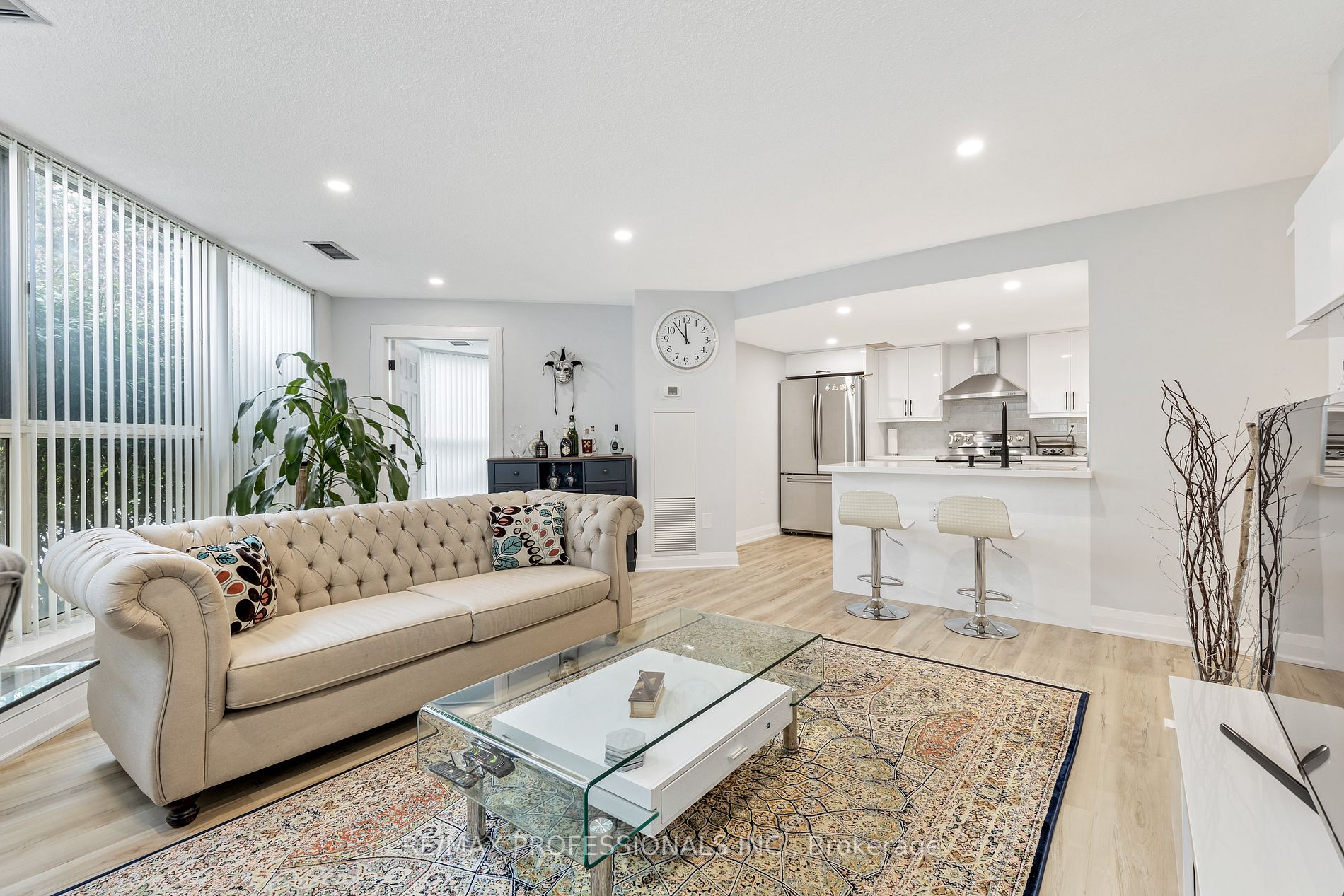 2091 Hurontario St, #108