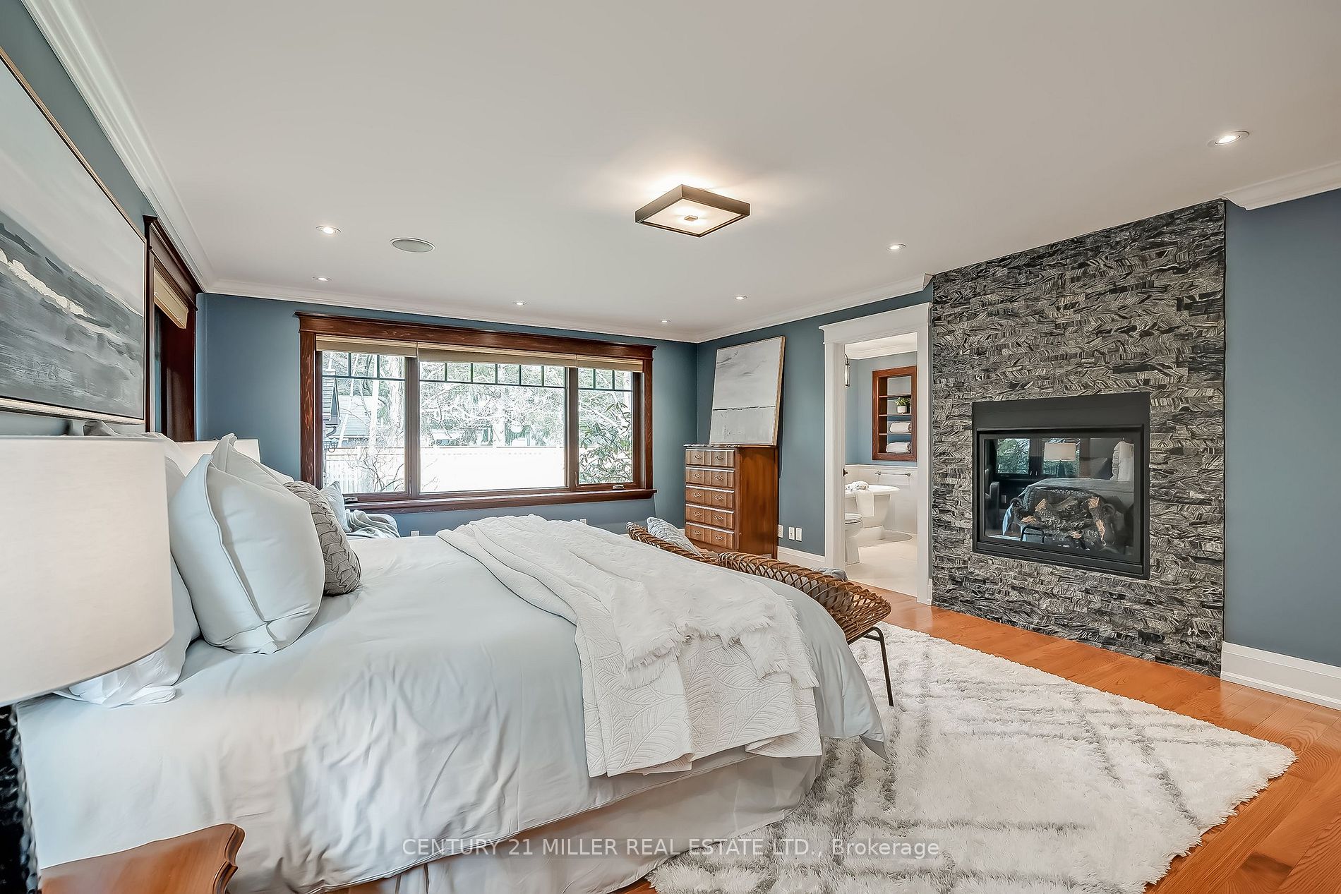 35 Cameo St