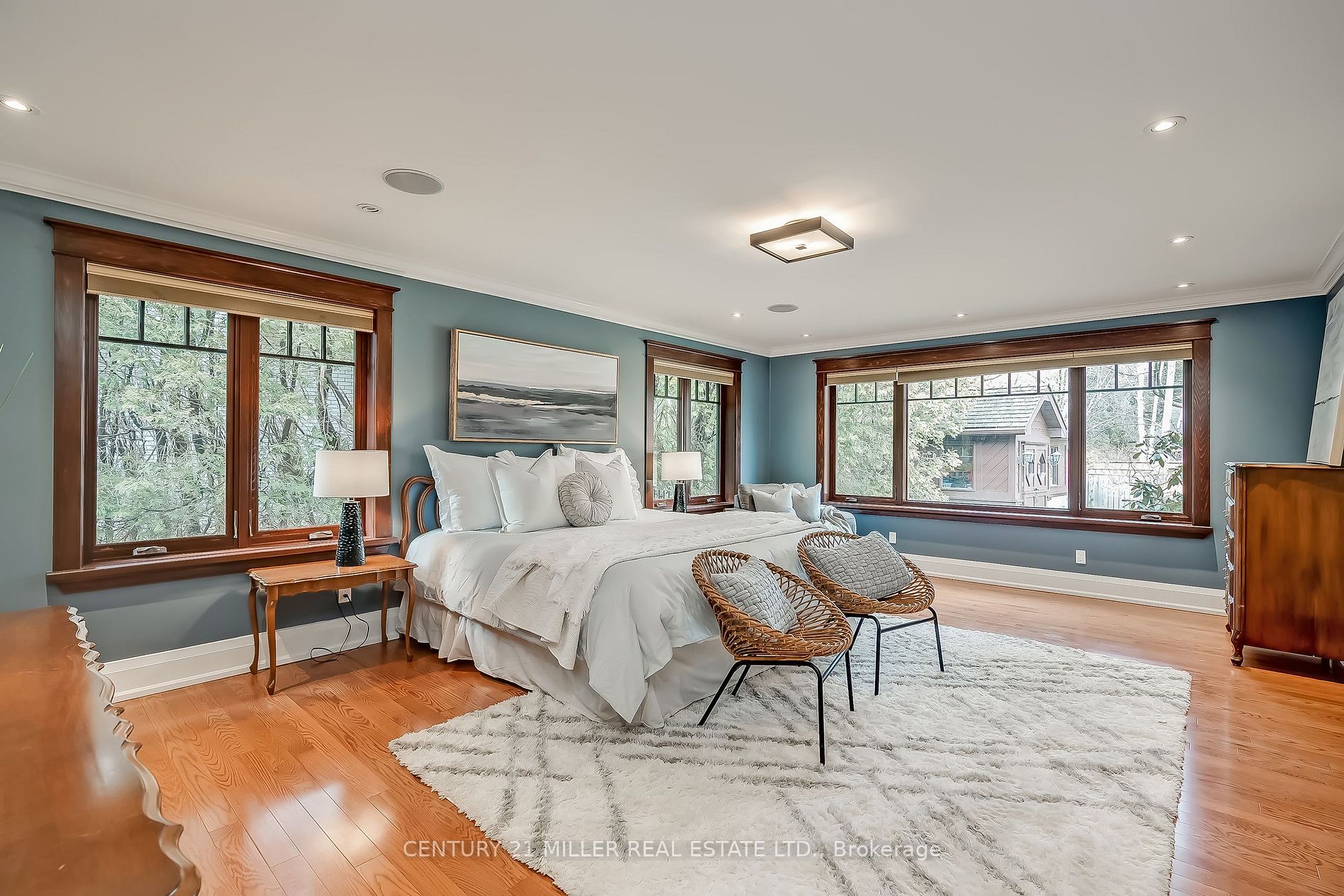 35 Cameo St