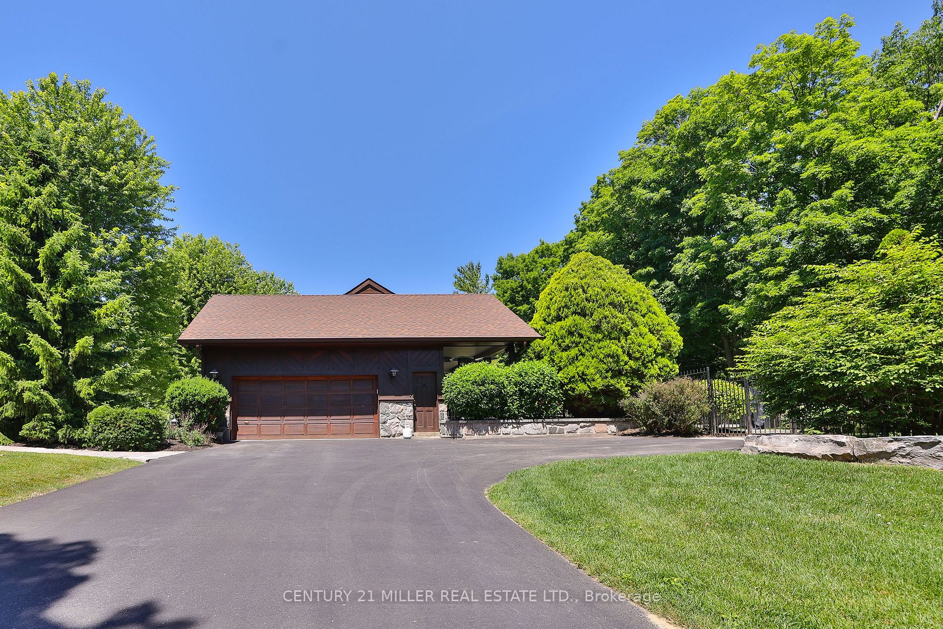 35 Cameo St