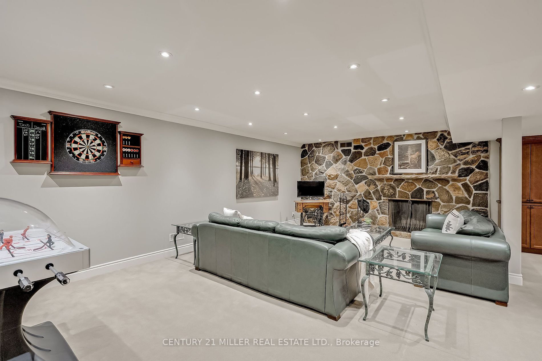 35 Cameo St
