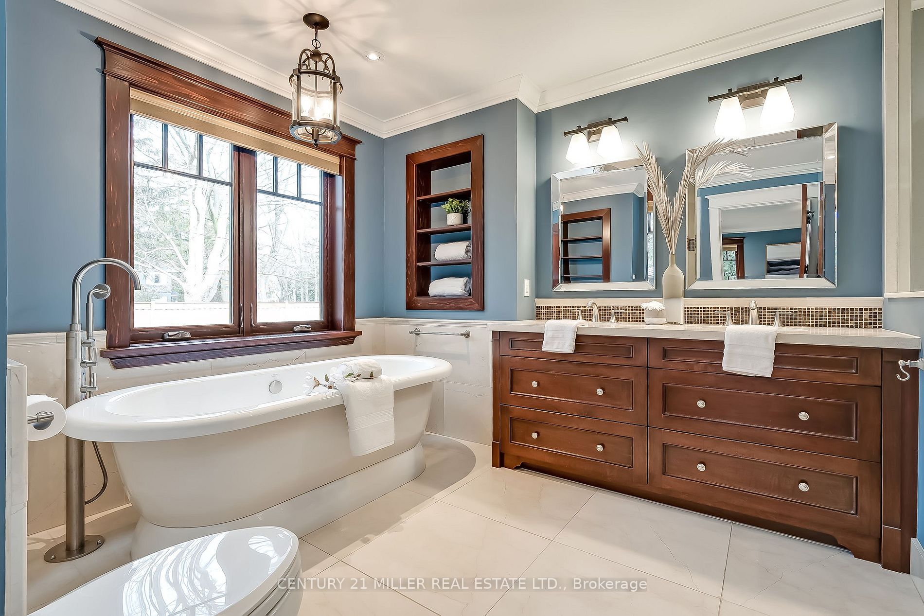 35 Cameo St
