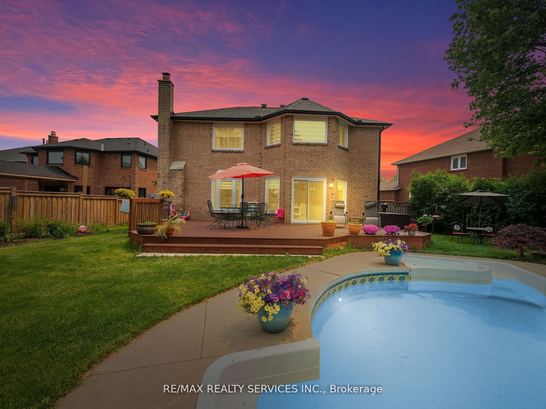 44 Sapphire Cres