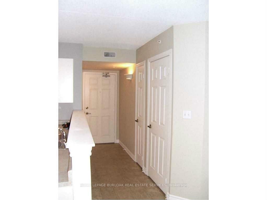 2055 Appleby Line, #104