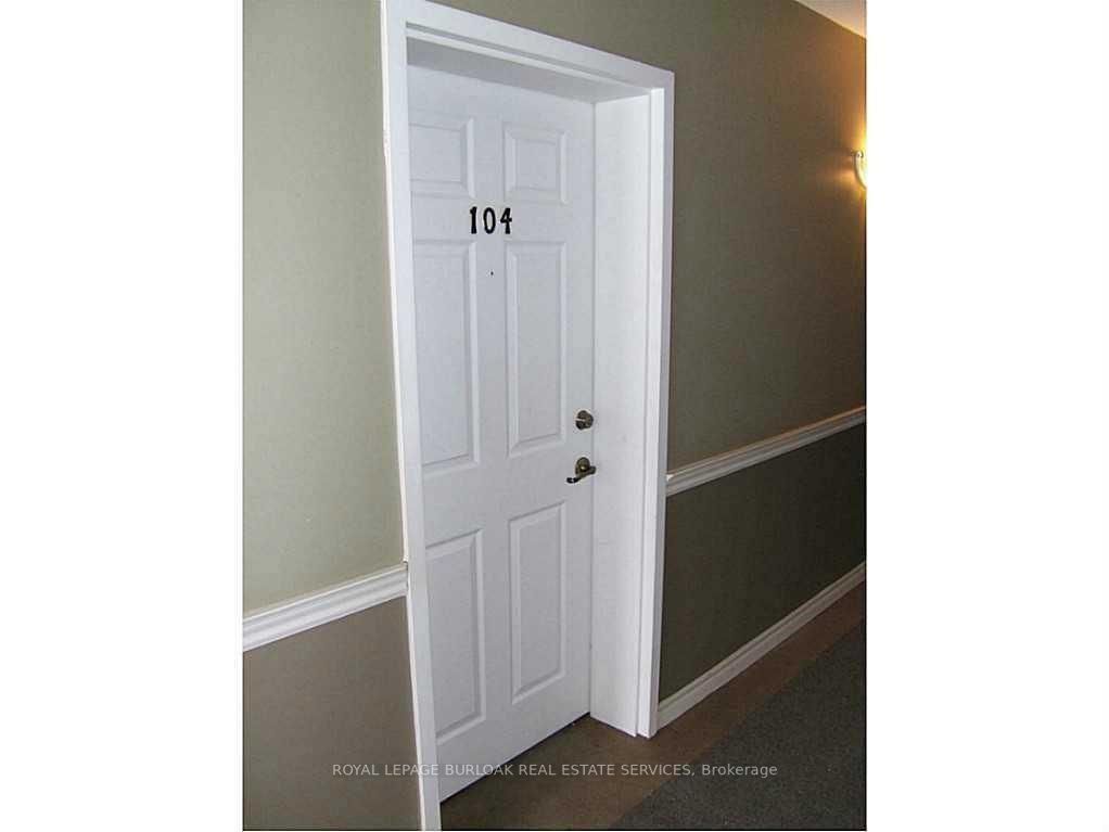 2055 Appleby Line, #104