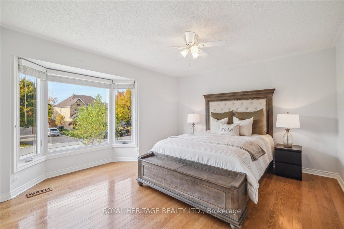 1772 Poets Walk