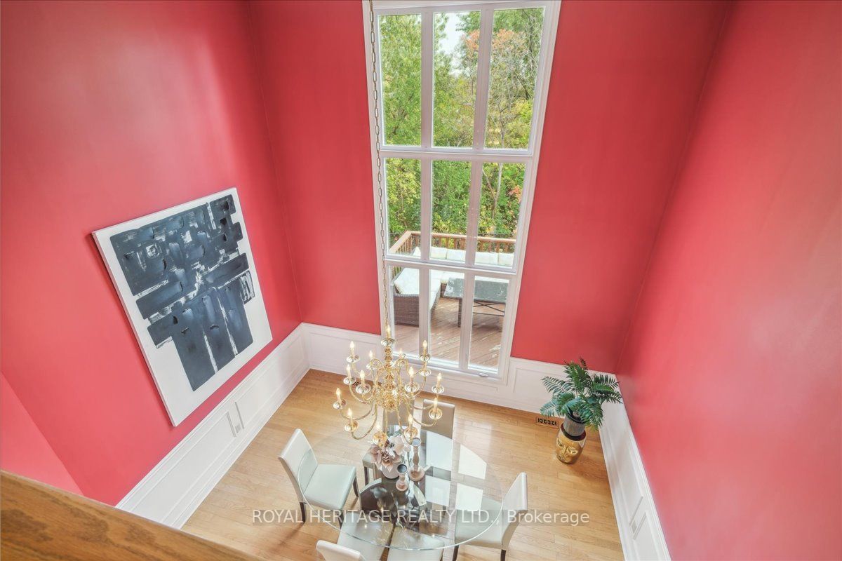 1772 Poets Walk