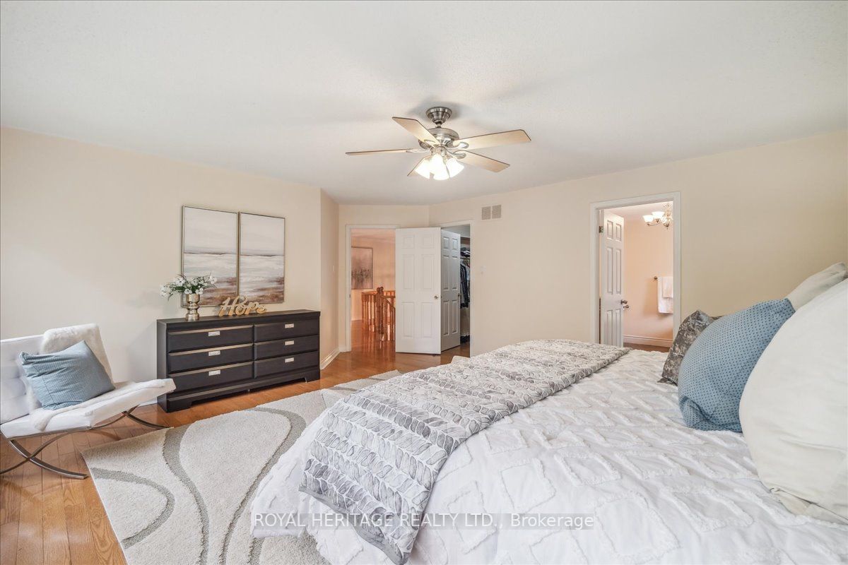 1772 Poets Walk