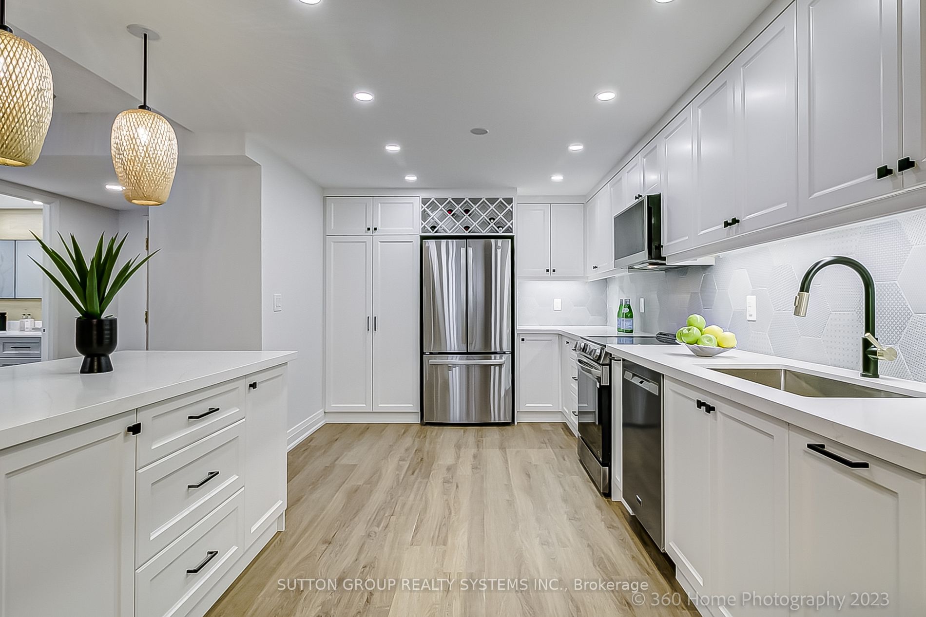 1271 Walden Circ, #1106