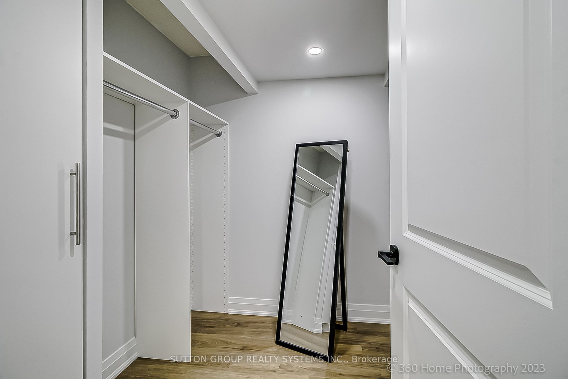 1271 Walden Circ, #1106