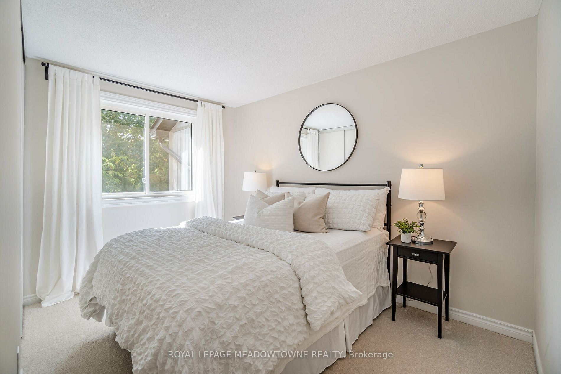 667 Woodward Avenue, #82