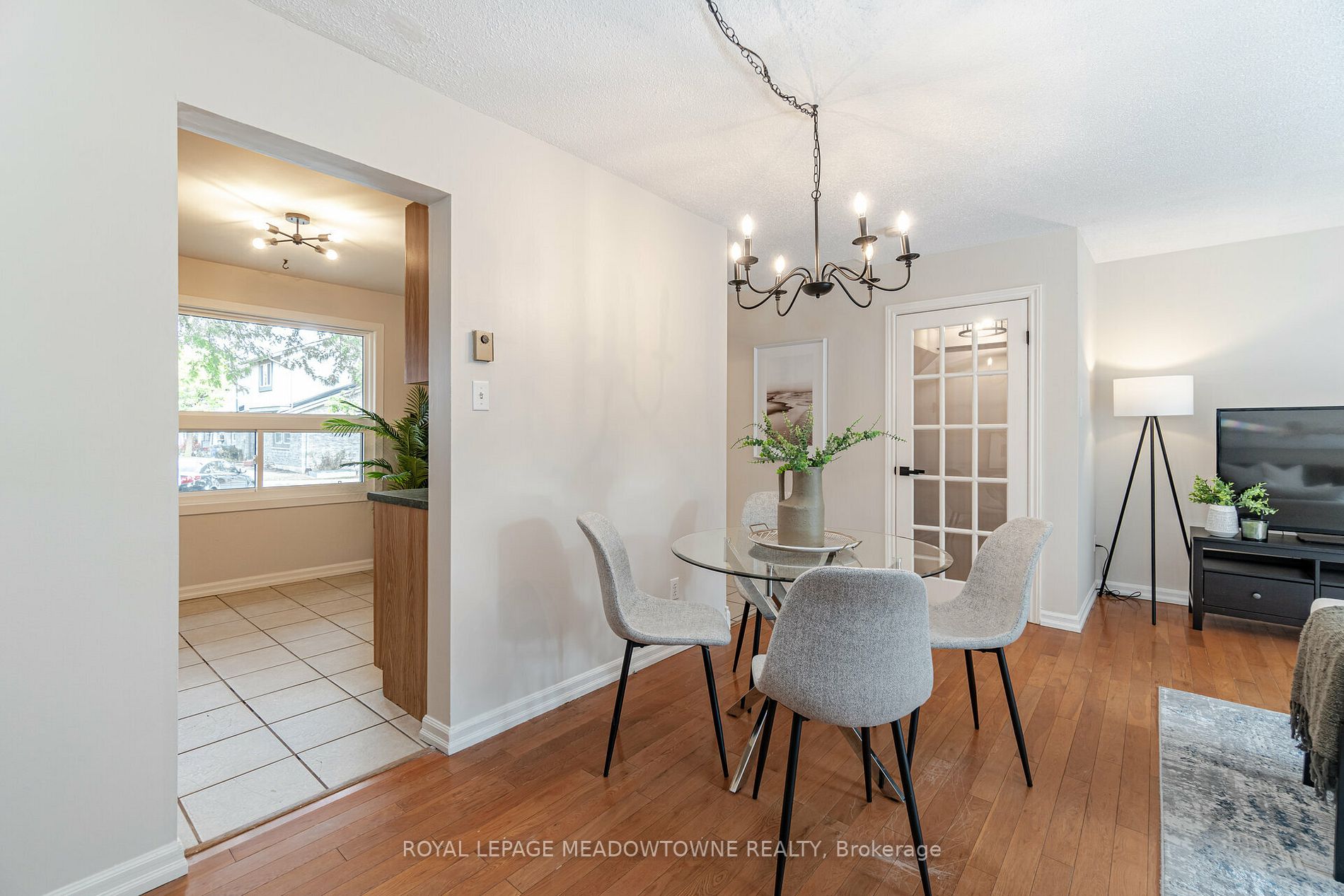 667 Woodward Avenue, #82