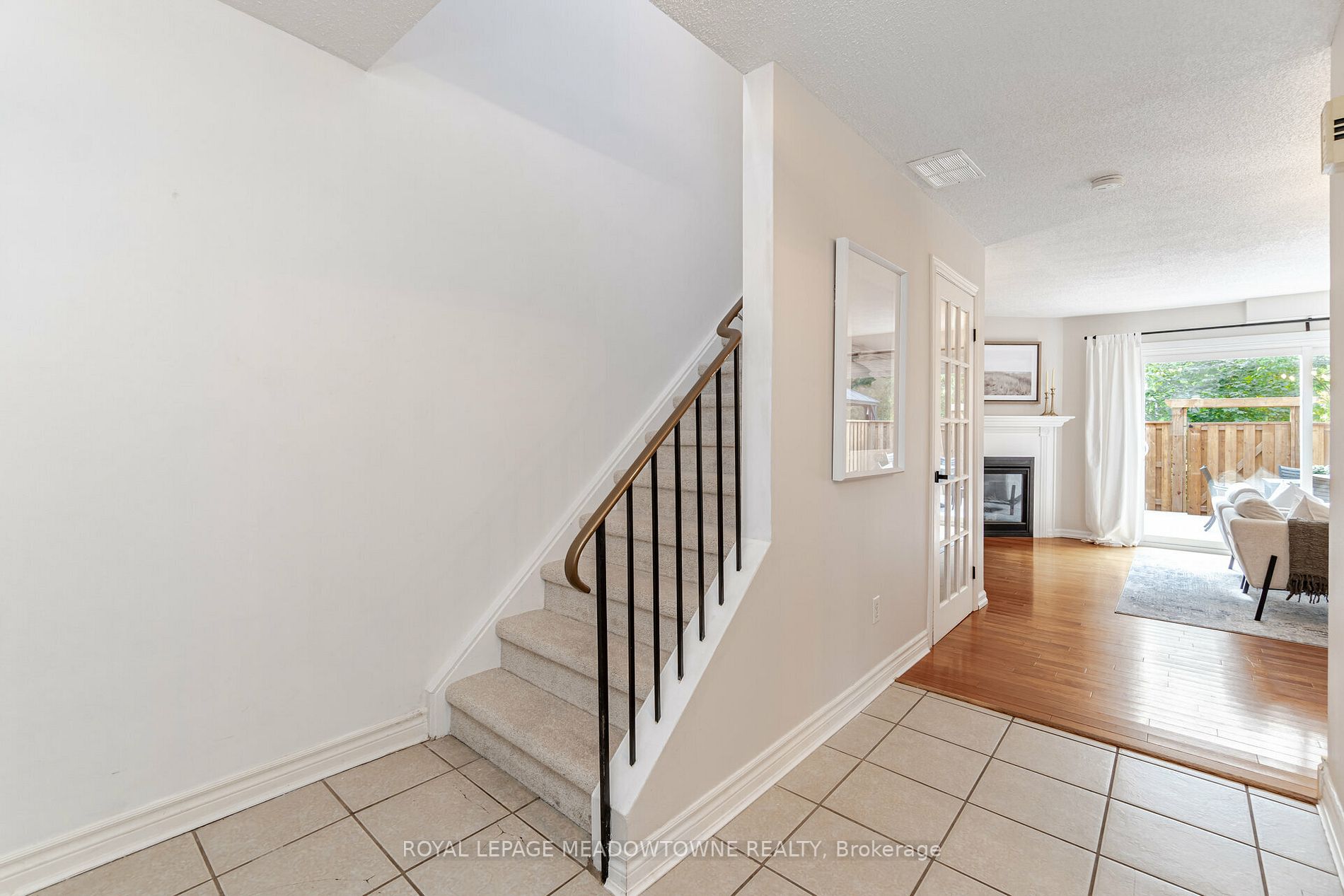 667 Woodward Avenue, #82