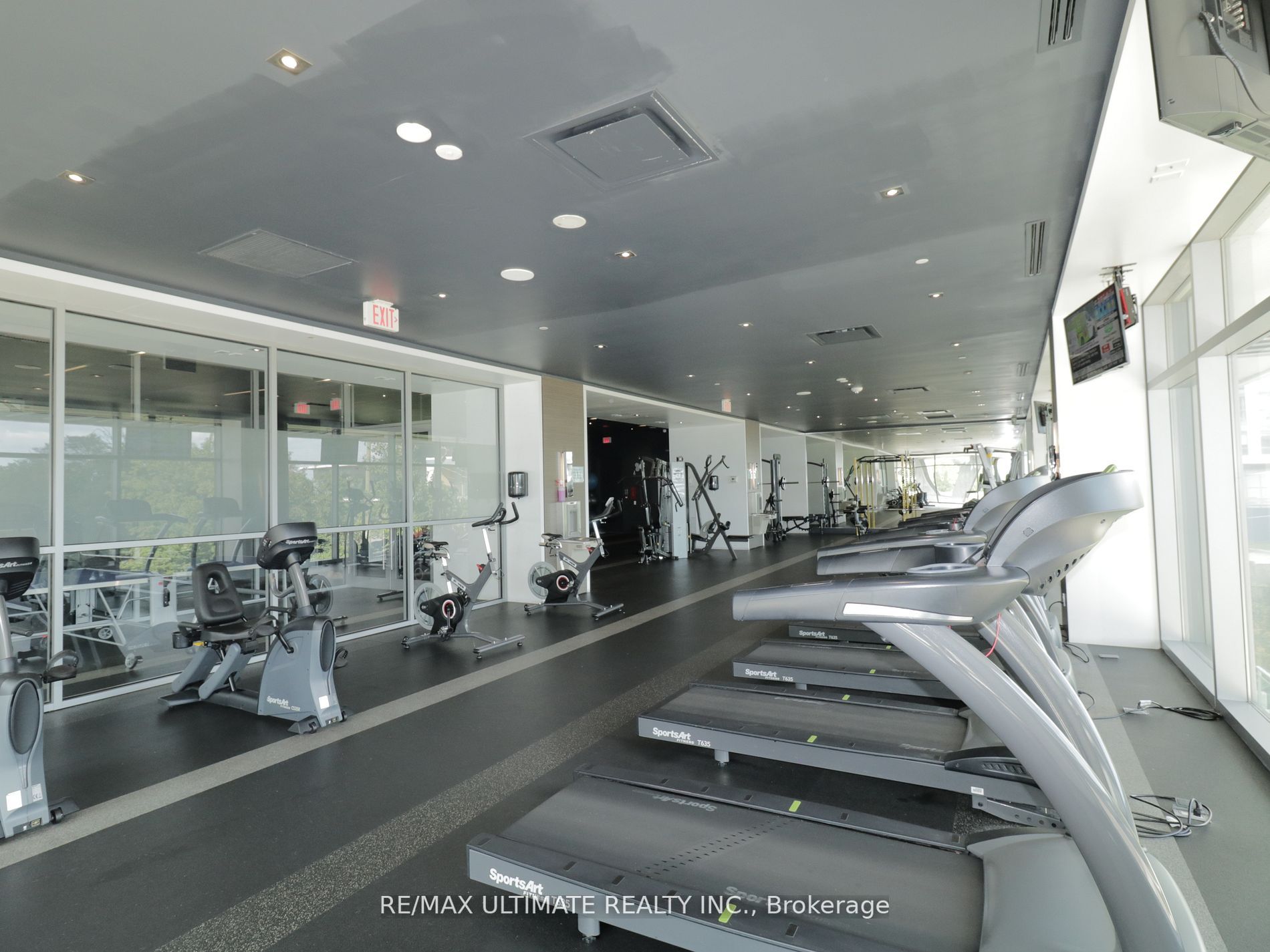 33 Shore Breeze Drive, #1008