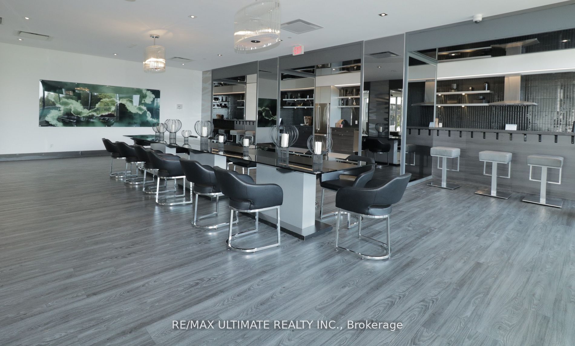 33 Shore Breeze Drive, #1008