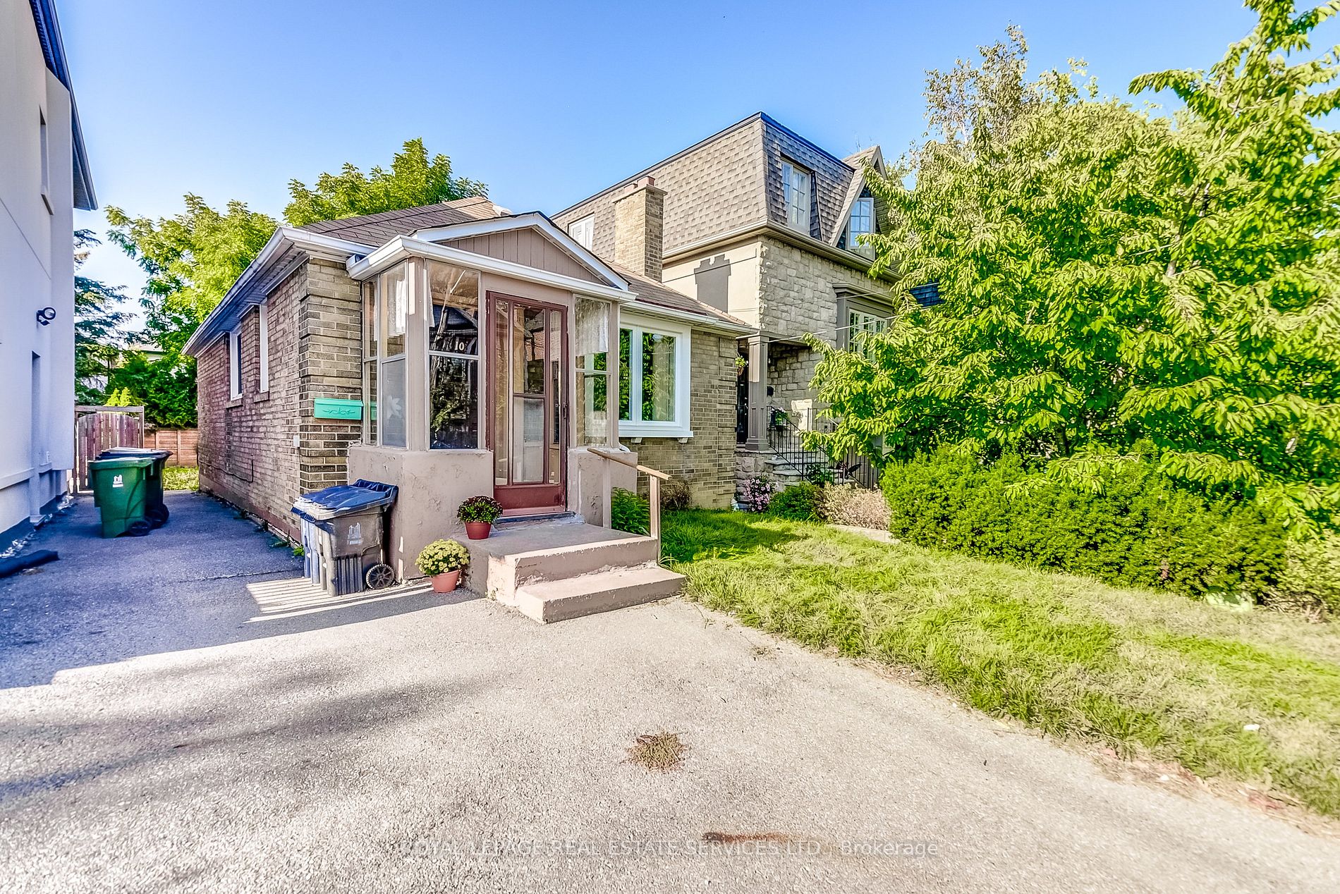 10 Marquis Ave