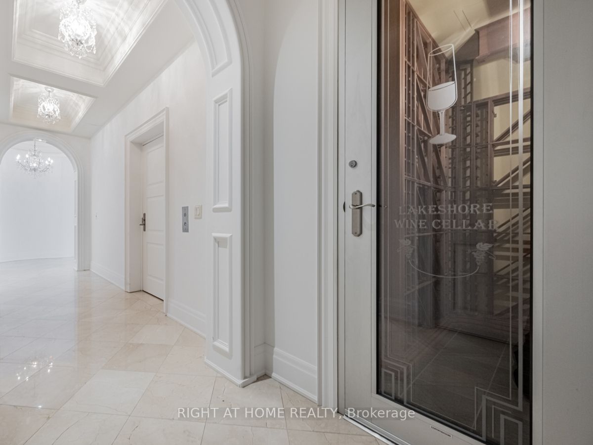 2095 Lake Shore Blvd W, #Lph19