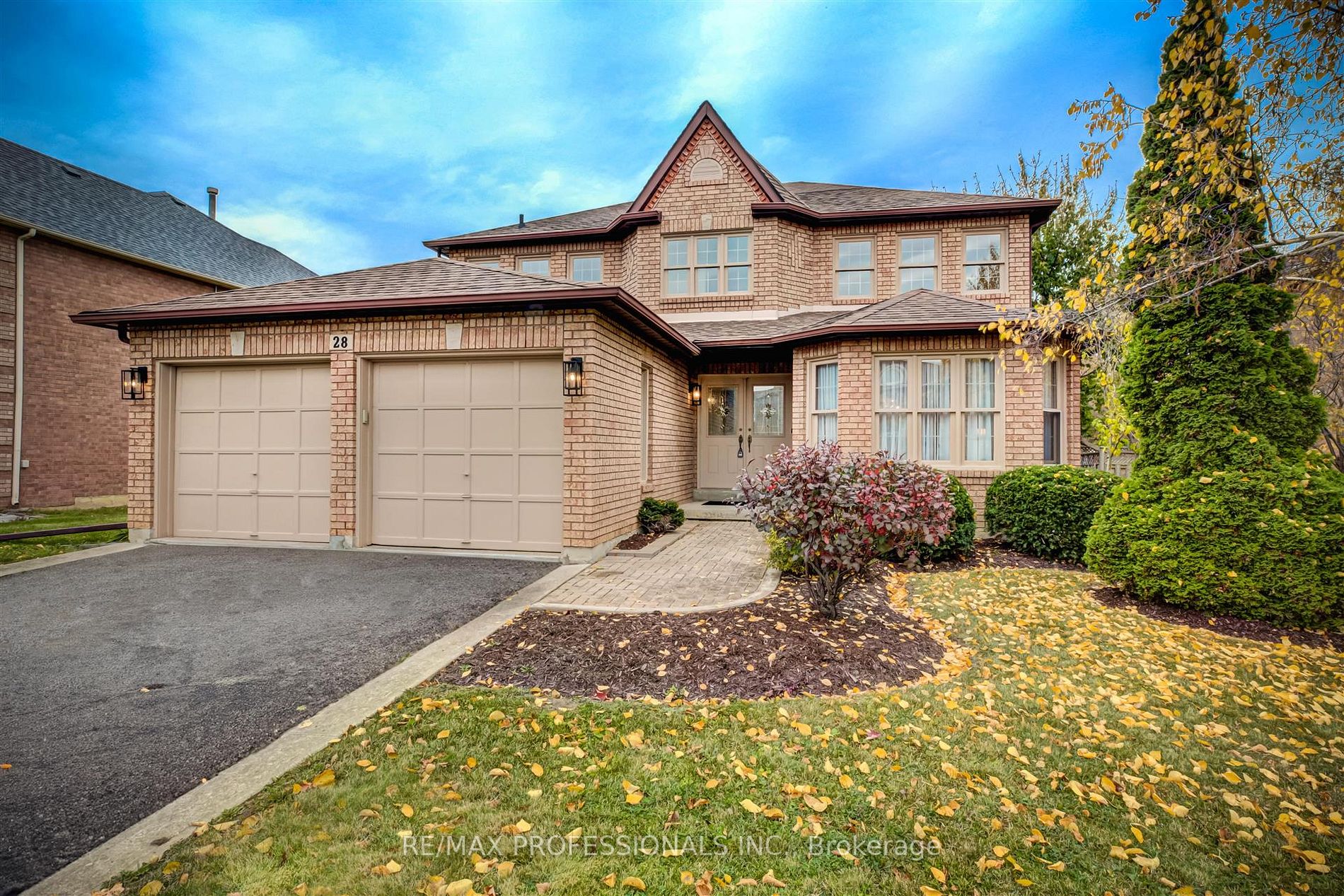 28 Vogue Cres