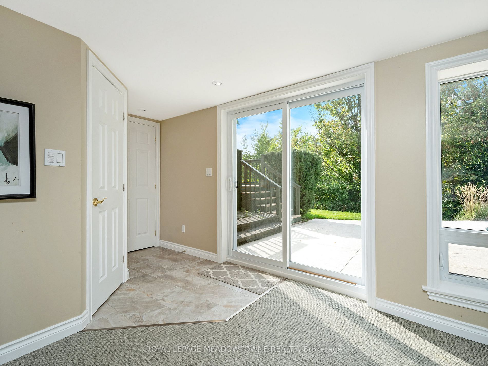 429 Valleyview Cres