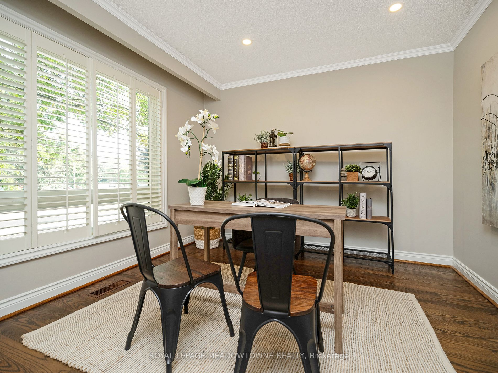 429 Valleyview Cres