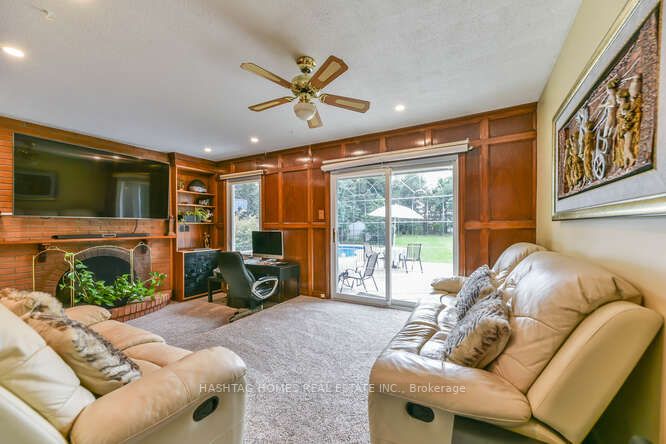 554 Conservation Dr