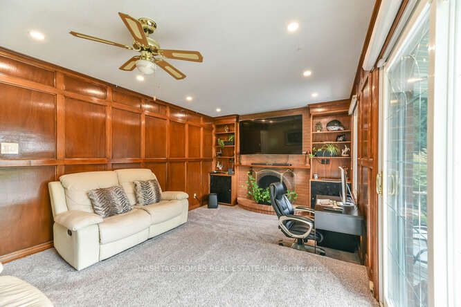 554 Conservation Dr