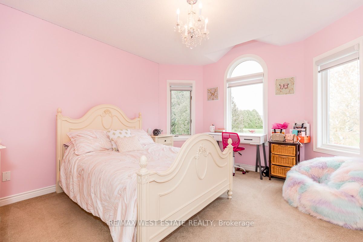 41 Mccauley Drive